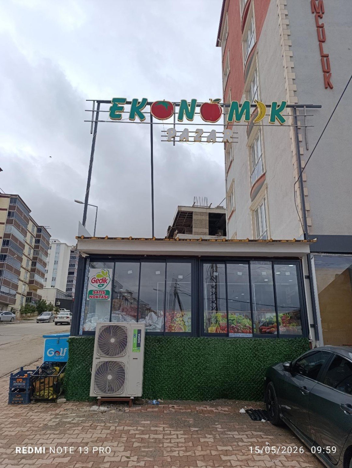 Ekonomik Pazar fotoğrafı 2
